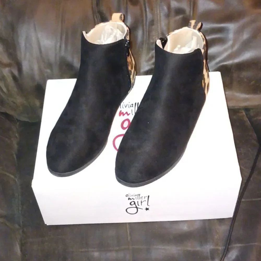 Olivia Miller Girls Black Leopard Ankle Boots